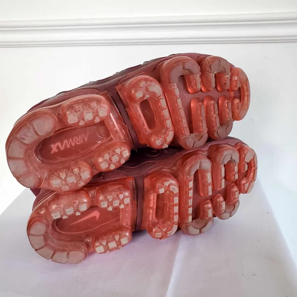 Nike Air Vapormax Plus Women's Triple Red (Burgundy) Running Sneakers - Picture 4 of 11